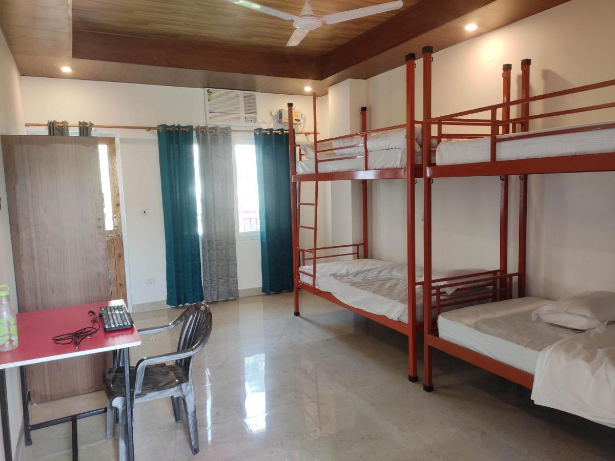 Hill Hoppers Hotel Rishikesh Ngoại thất bức ảnh