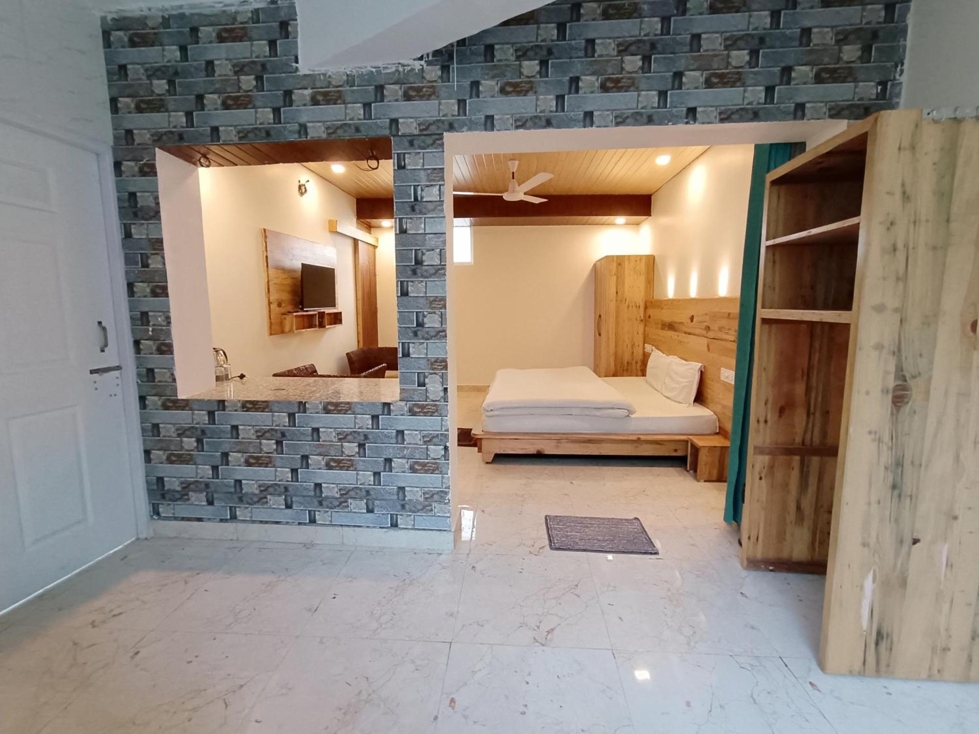 Hill Hoppers Hotel Rishikesh Ngoại thất bức ảnh